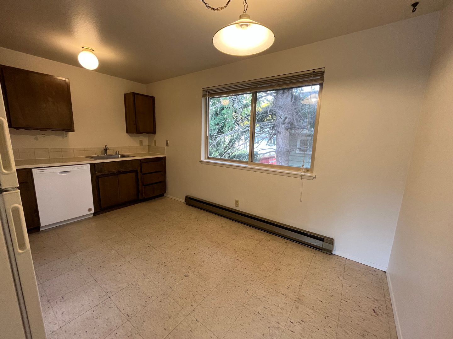 1315 21st St. - # 4 - Bellingham - Washington - 2 bed, 1 bath rental property