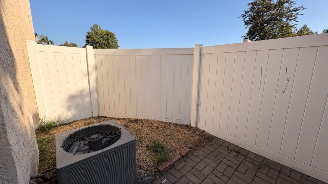 1330 E. Foothill Blvd.  Unit 4 - Glendora - California - 1 bed, 1 bath rental property