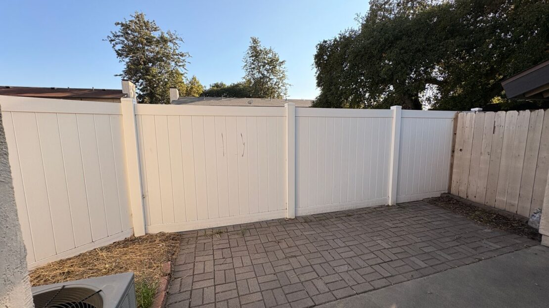 1330 E. Foothill Blvd.  Unit 4 - Glendora - California - 1 bed, 1 bath rental property