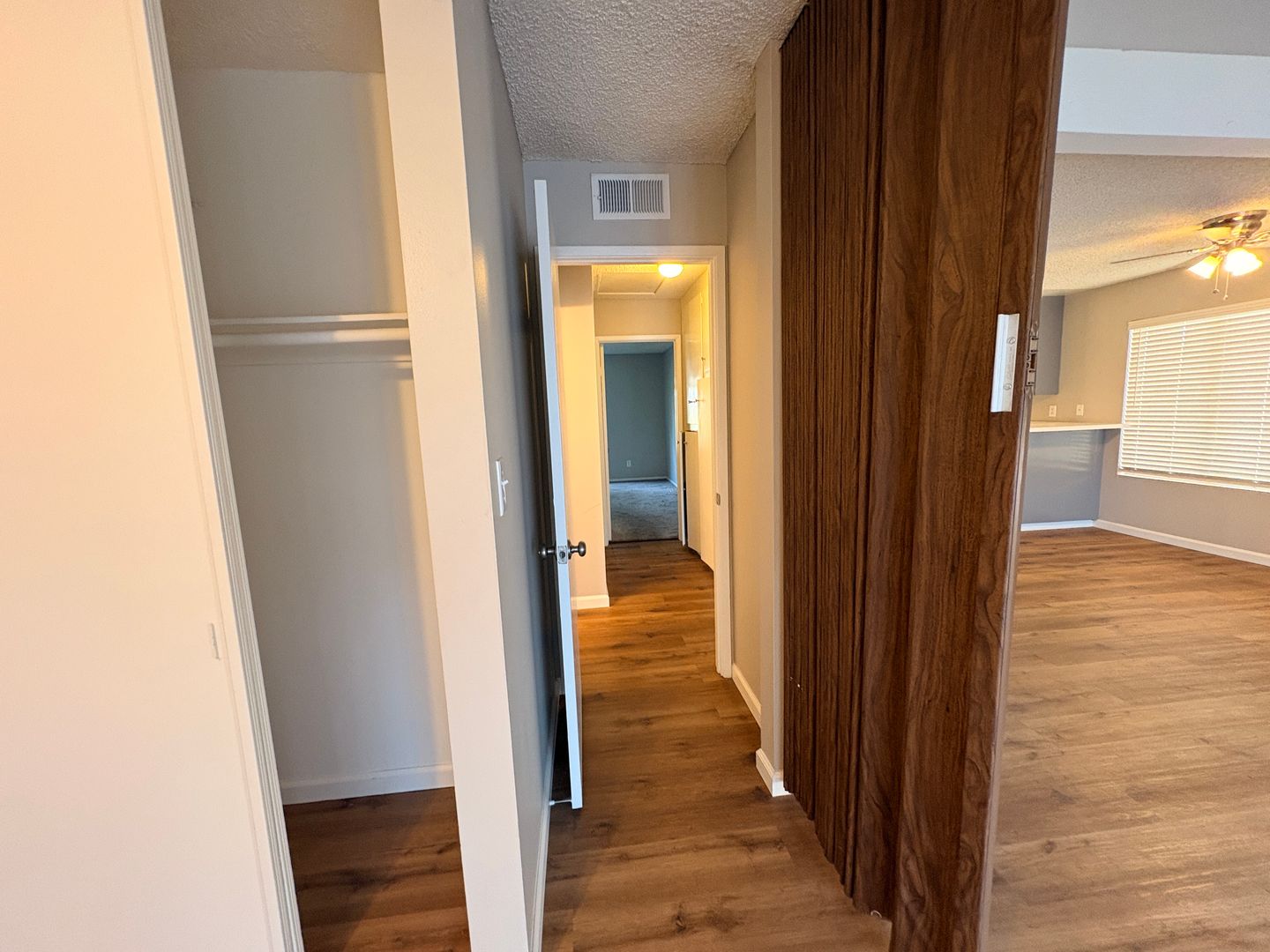 1330 E. Foothill Blvd.  Unit 4 - Glendora - California - 1 bed, 1 bath rental property