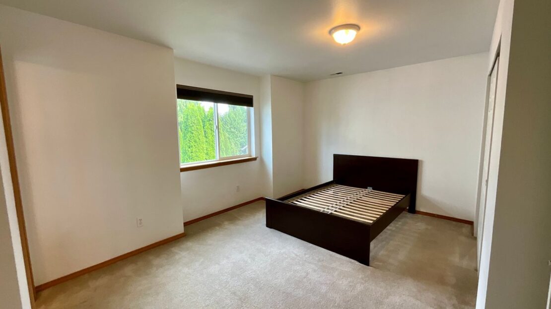 13407 11th Ave W - Everett - Washington - 5 bed, 3.5 bath rental property