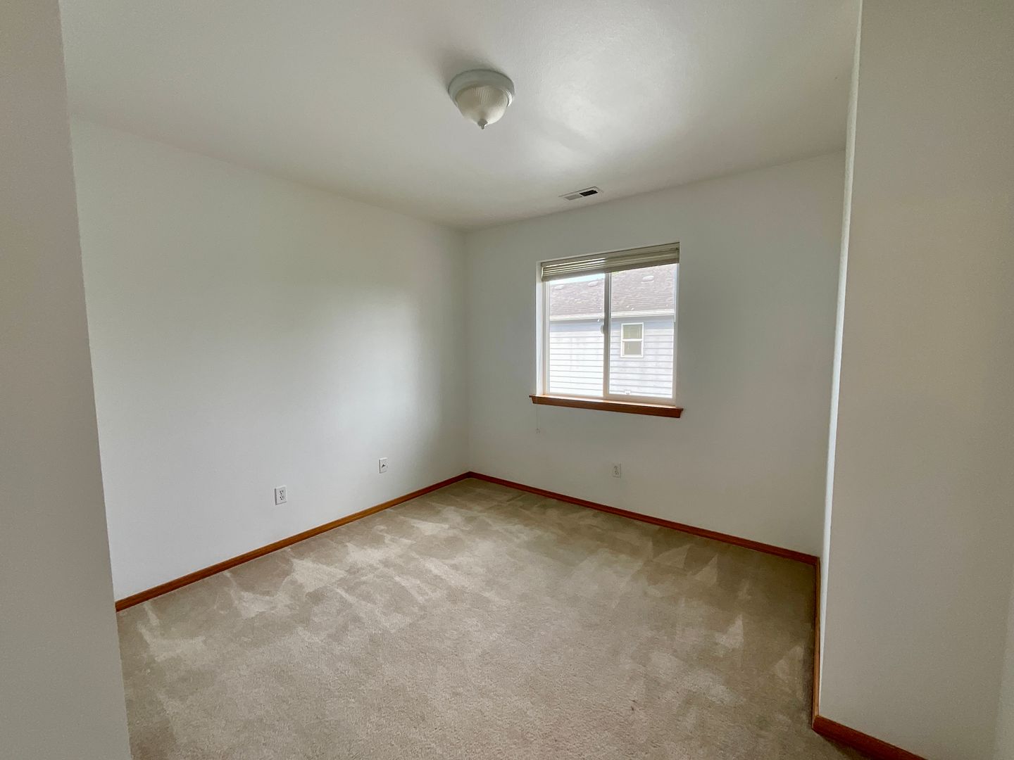 13407 11th Ave W - Everett - Washington - 5 bed, 3.5 bath rental property