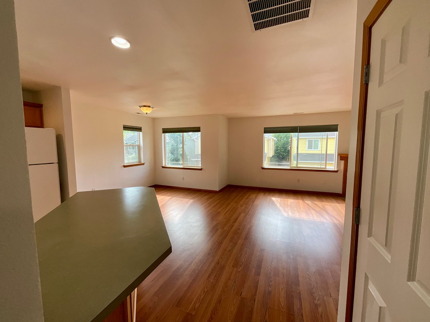 13407 11th Ave W - Everett - Washington - 5 bed, 3.5 bath rental property