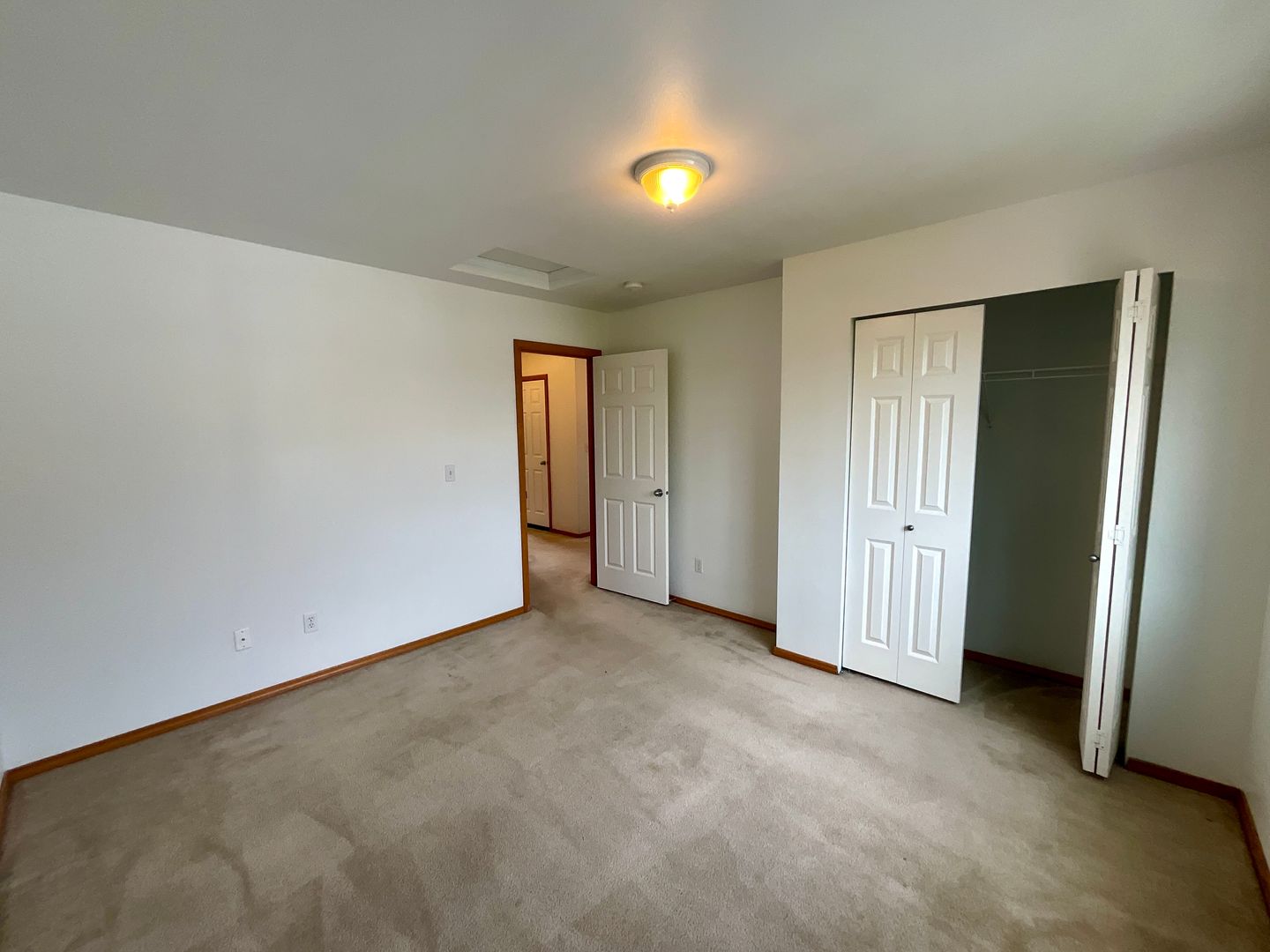 13407 11th Ave W - Everett - Washington - 5 bed, 3.5 bath rental property