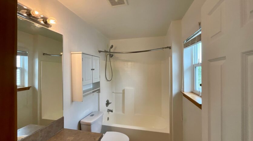 13407 11th Ave W - Everett - Washington - 5 bed, 3.5 bath rental property