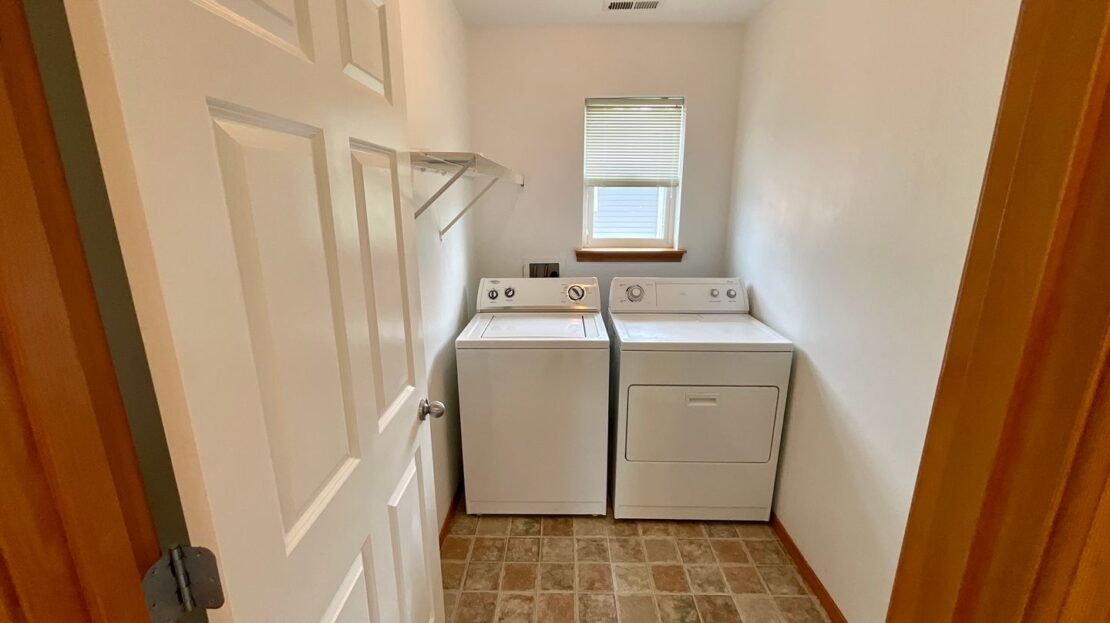 13407 11th Ave W - Everett - Washington - 5 bed, 3.5 bath rental property