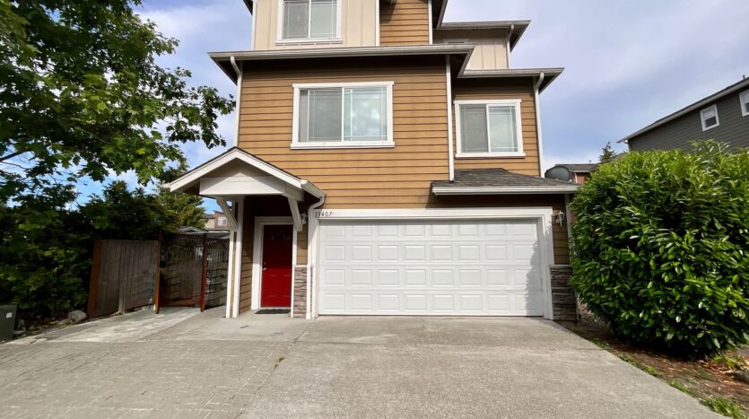 13407 11th Ave W - Everett - Washington - 5 bed, 3.5 bath rental property