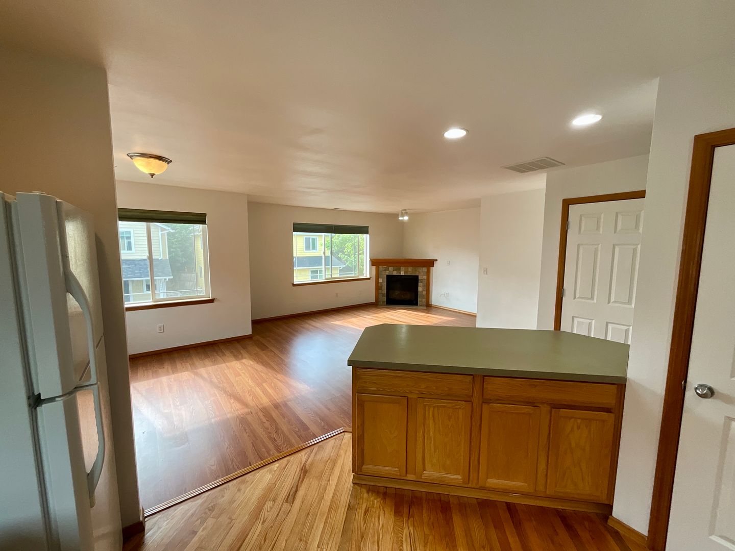 13407 11th Ave W - Everett - Washington - 5 bed, 3.5 bath rental property