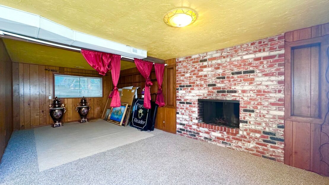 13570 Shireva Dr.  - Lake Oswego - Oregon - 3 bed, 2.5 bath rental property