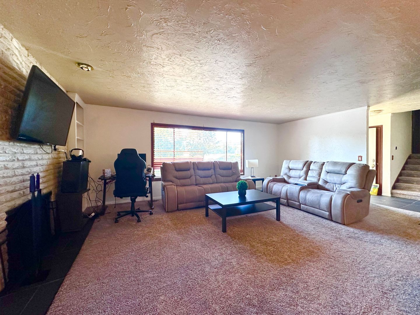 13570 Shireva Dr.  - Lake Oswego - Oregon - 3 bed, 2.5 bath rental property