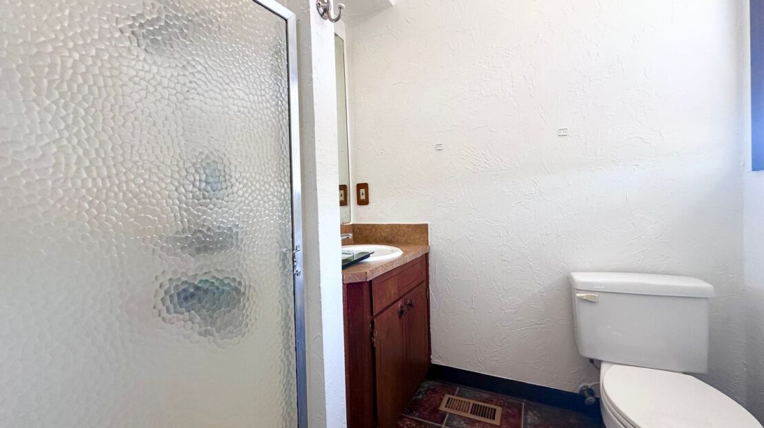 13570 Shireva Dr.  - Lake Oswego - Oregon - 3 bed, 2.5 bath rental property