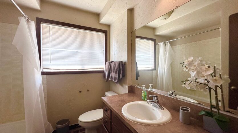 13570 Shireva Dr.  - Lake Oswego - Oregon - 3 bed, 2.5 bath rental property