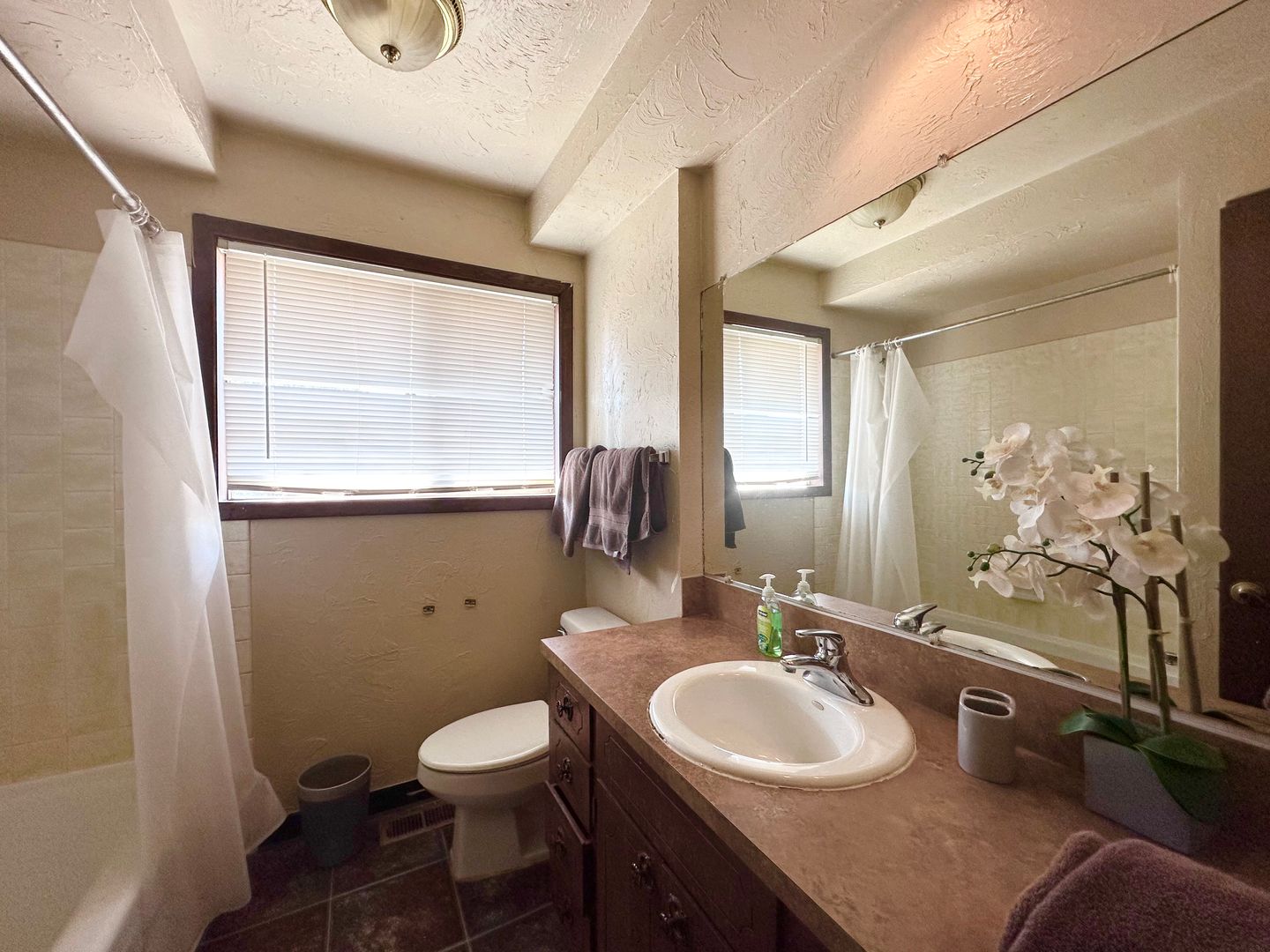 13570 Shireva Dr.  - Lake Oswego - Oregon - 3 bed, 2.5 bath rental property