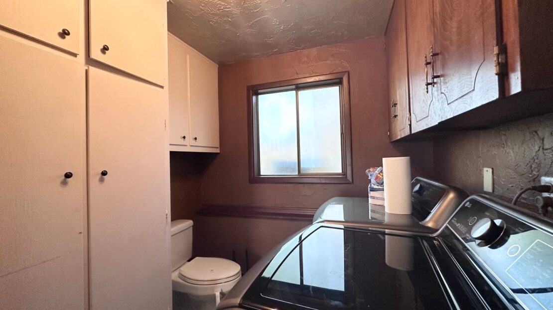 13570 Shireva Dr.  - Lake Oswego - Oregon - 3 bed, 2.5 bath rental property