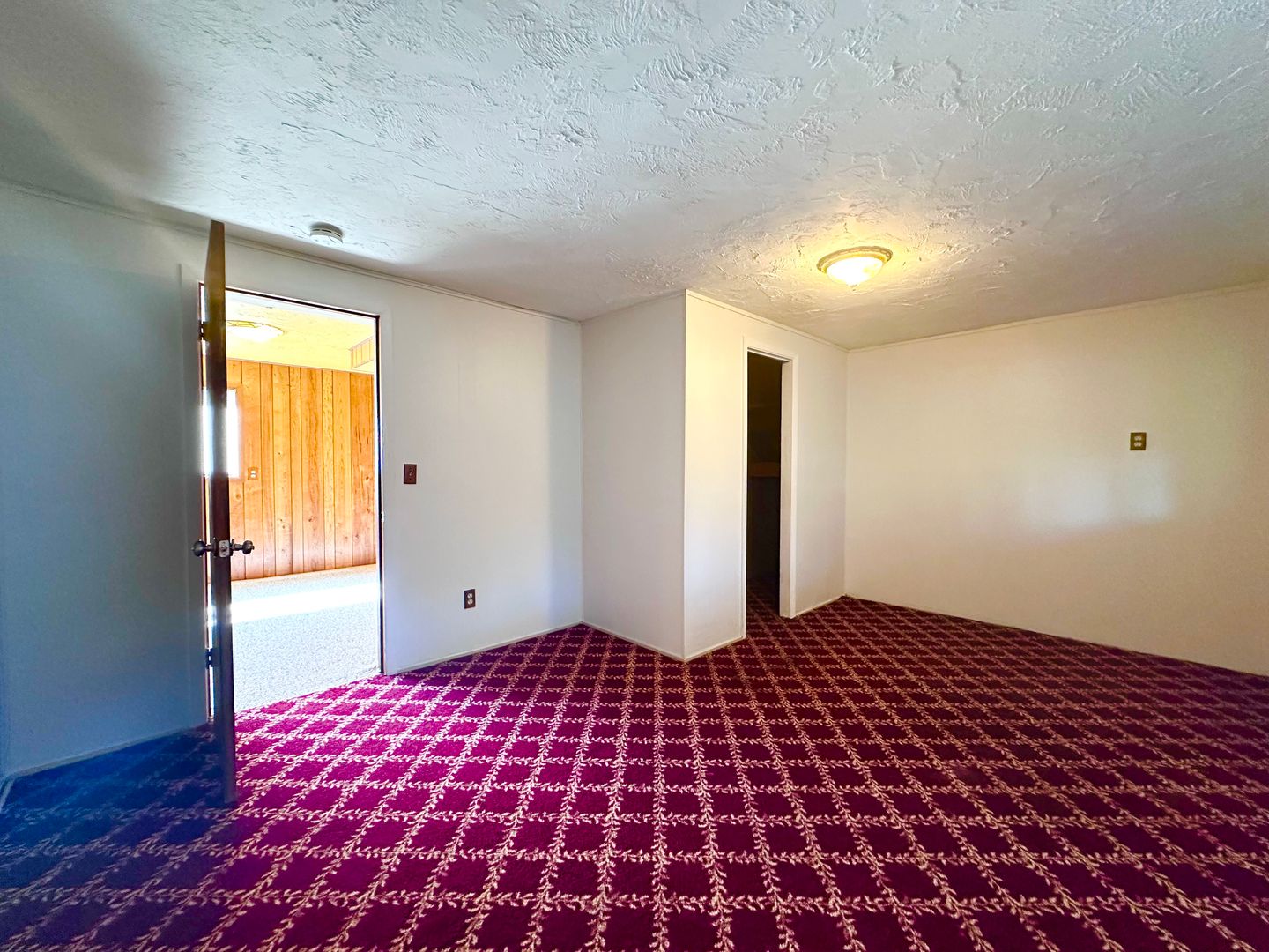 13570 Shireva Dr.  - Lake Oswego - Oregon - 3 bed, 2.5 bath rental property