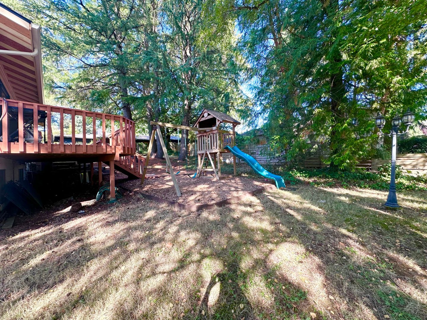 13570 Shireva Dr.  - Lake Oswego - Oregon - 3 bed, 2.5 bath rental property