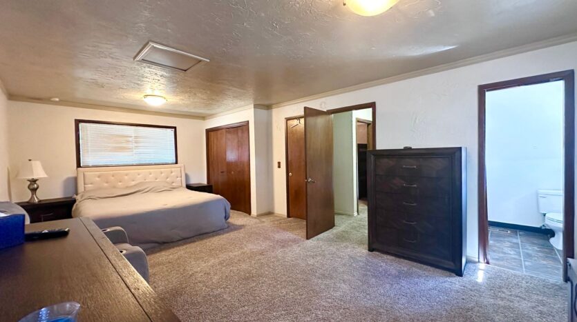 13570 Shireva Dr.  - Lake Oswego - Oregon - 3 bed, 2.5 bath rental property