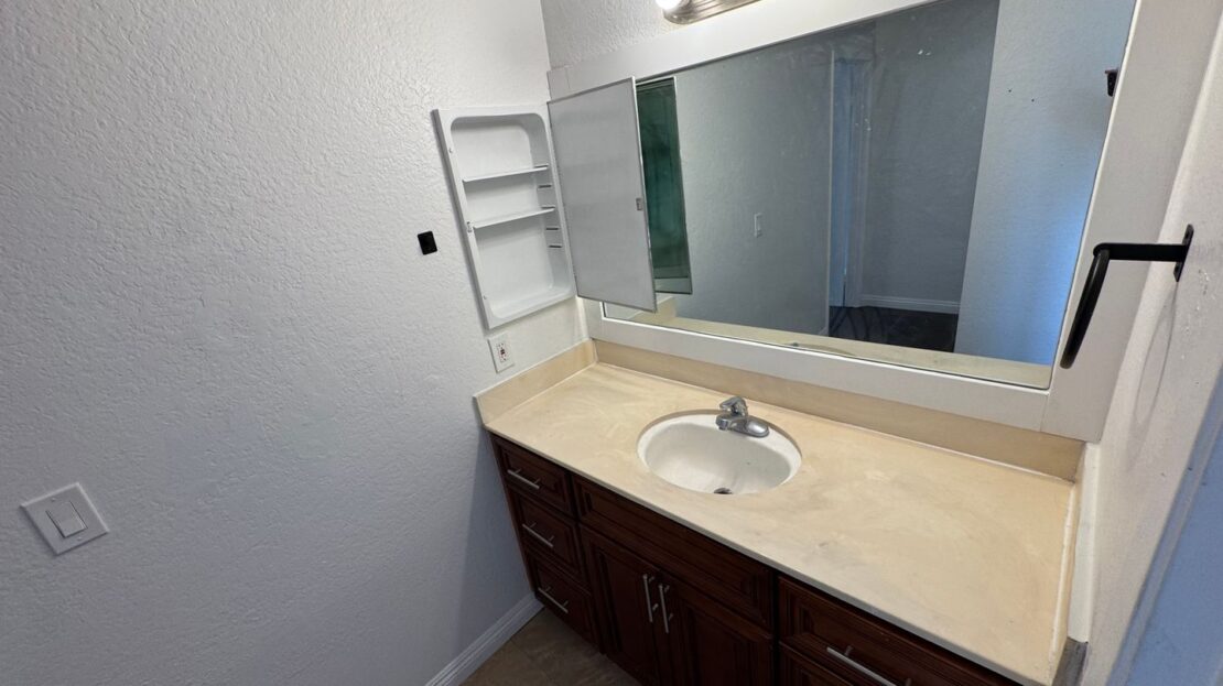 13751 Cherry St. - Westminster - California - 2 bed, 1 bath rental property