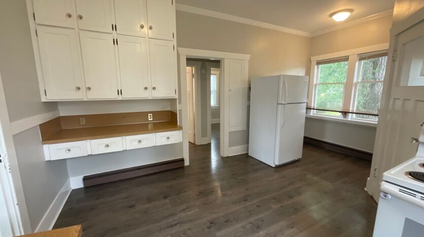 1402 E Skagit St - Mount Vernon - Washington - 3 bed, 1 bath rental property