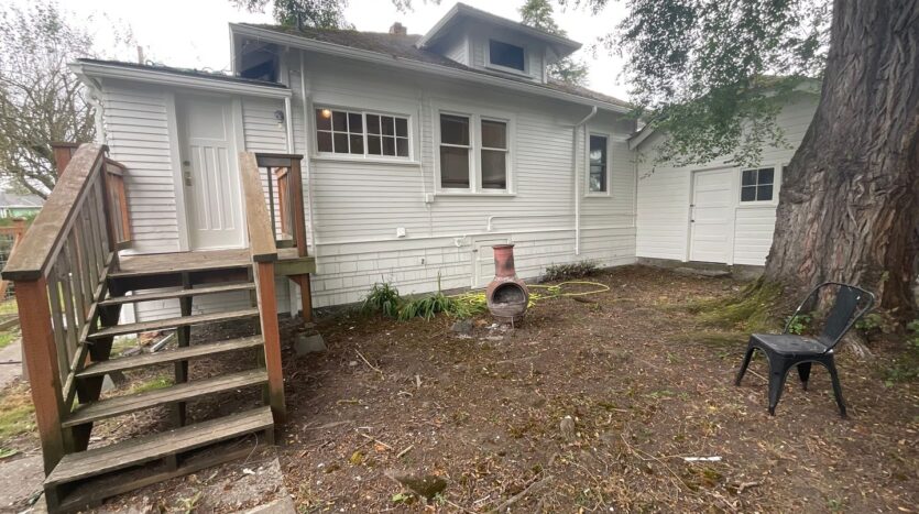1402 E Skagit St - Mount Vernon - Washington - 3 bed, 1 bath rental property