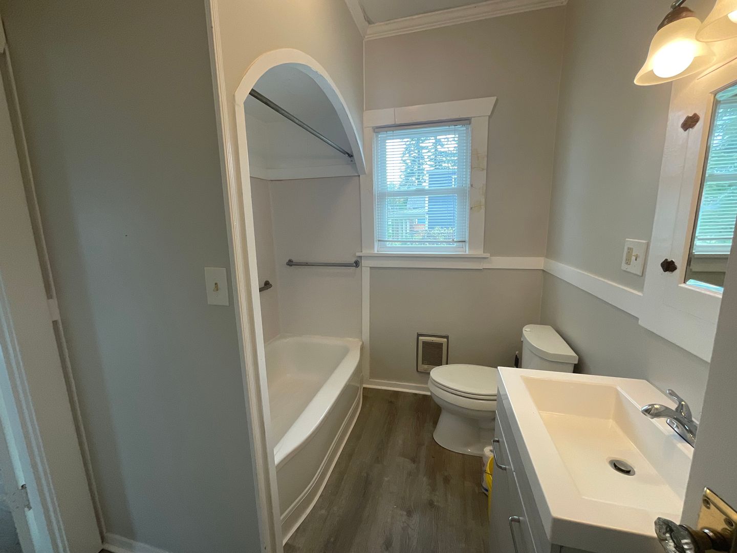 1402 E Skagit St - Mount Vernon - Washington - 3 bed, 1 bath rental property