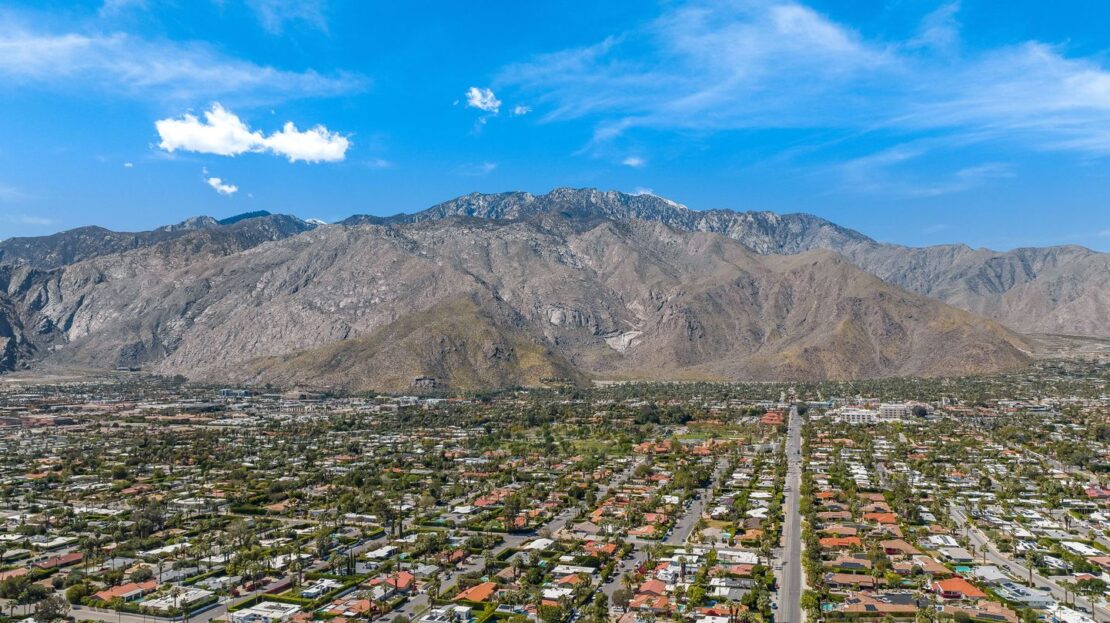 1411 N Sunrise Way  Unit 18 - Palm Springs - California - 2 bed, 2 bath rental property