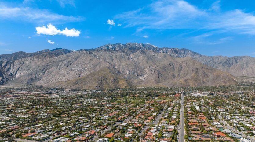 1411 N Sunrise Way  Unit 18 - Palm Springs - California - 2 bed, 2 bath rental property