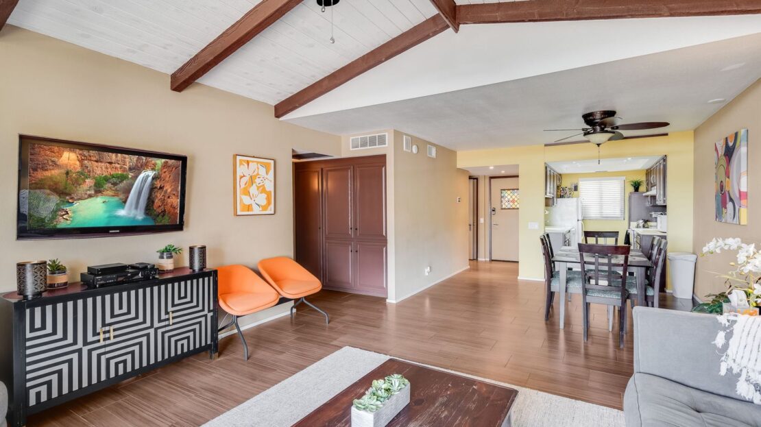 1411 N Sunrise Way  Unit 18 - Palm Springs - California - 2 bed, 2 bath rental property