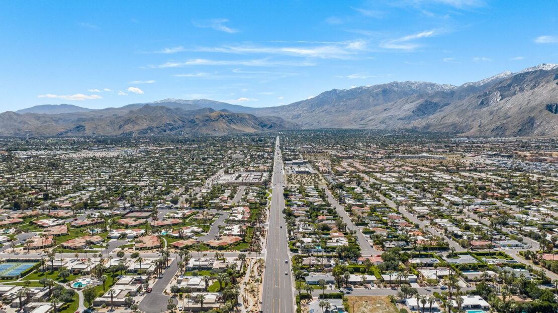 1411 N Sunrise Way  Unit 18 - Palm Springs - California - 2 bed, 2 bath rental property