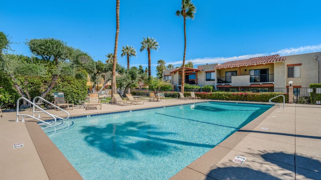1411 N Sunrise Way  Unit 18 - Palm Springs - California - 2 bed, 2 bath rental property