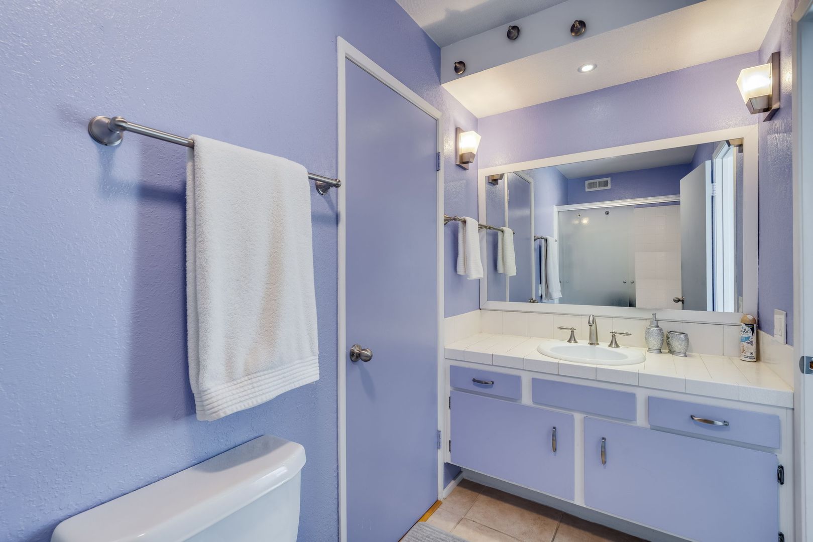 1411 N Sunrise Way  Unit 18 - Palm Springs - California - 2 bed, 2 bath rental property