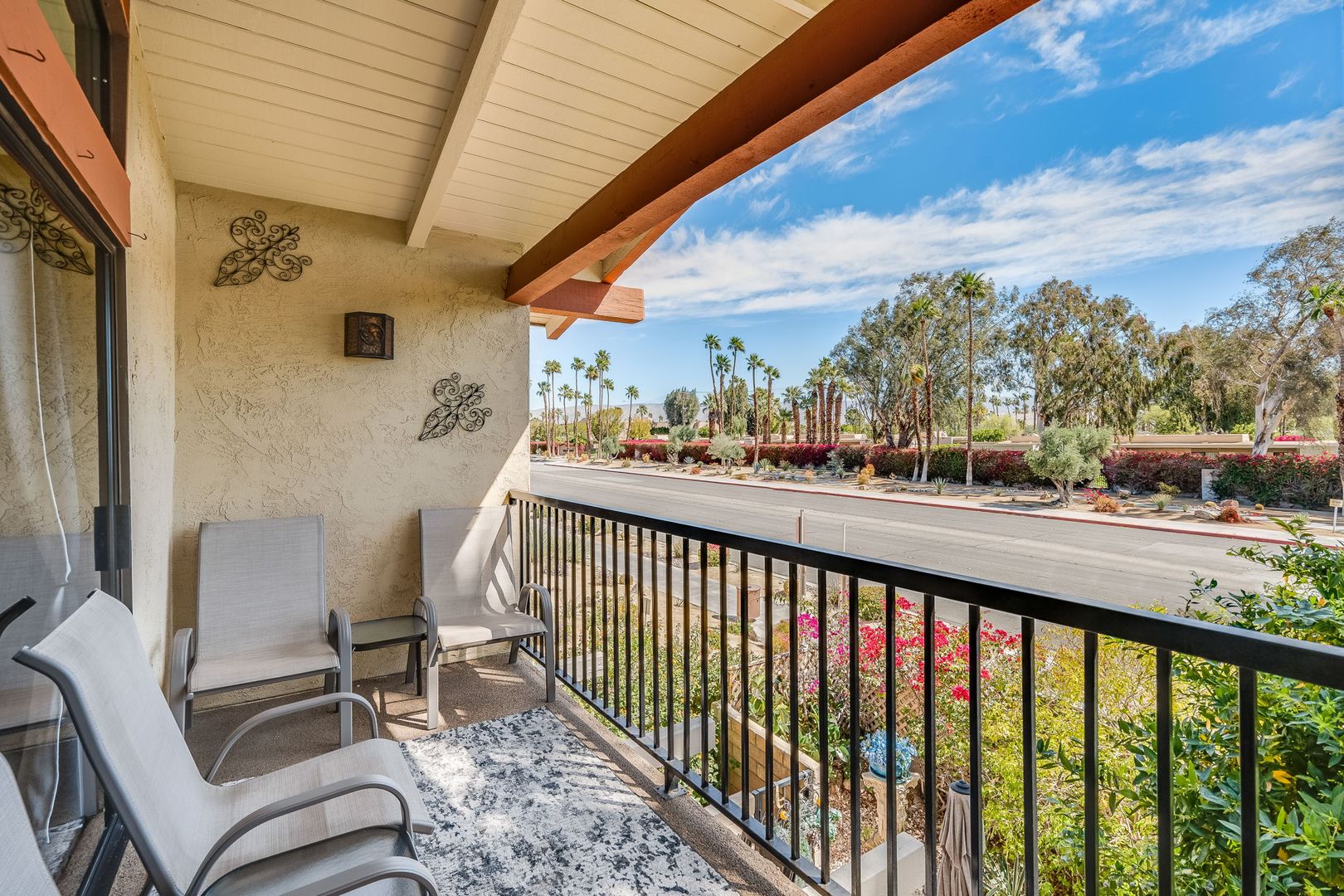 1411 N Sunrise Way  Unit 18 - Palm Springs - California - 2 bed, 2 bath rental property