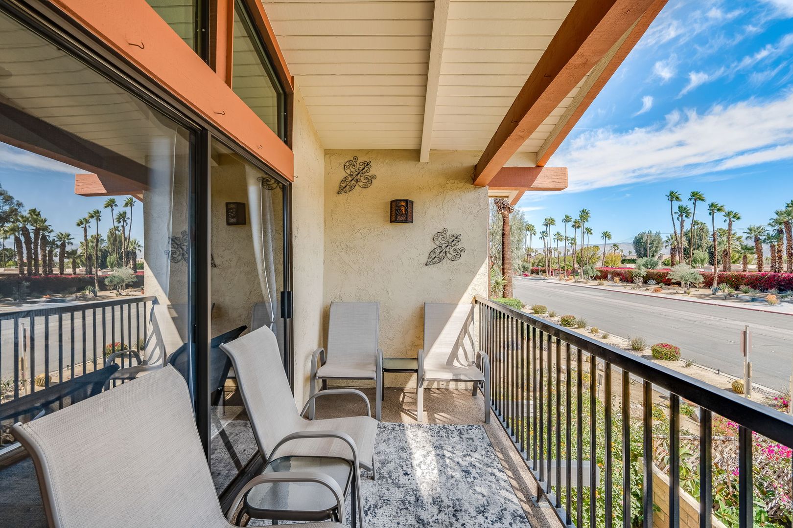 1411 N Sunrise Way  Unit 18 - Palm Springs - California - 2 bed, 2 bath rental property