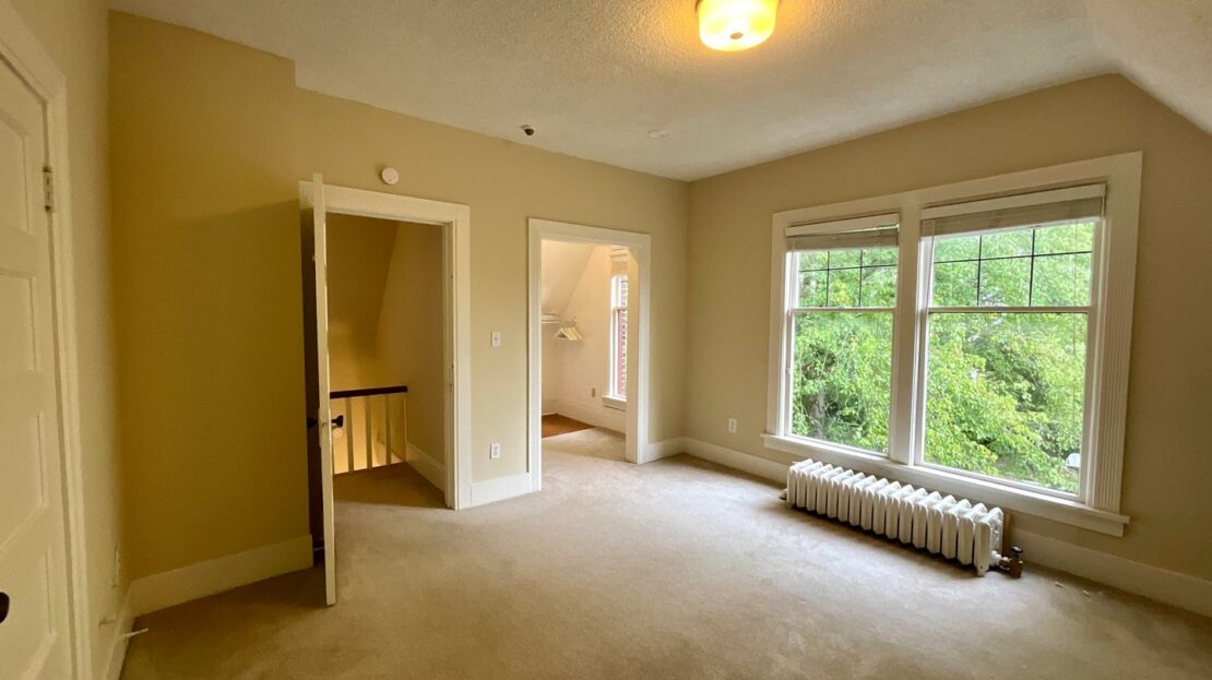 1425 32nd Ave S - Seattle - Washington - 3 bed, 2 bath rental property