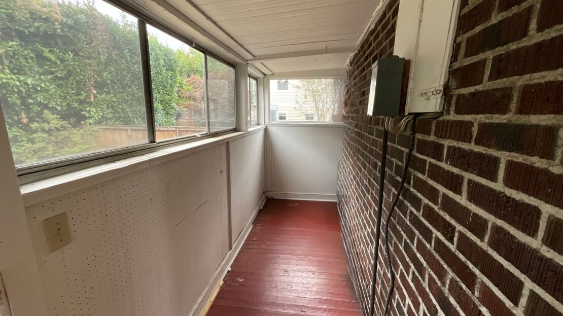 1425 32nd Ave S - Seattle - Washington - 3 bed, 2 bath rental property