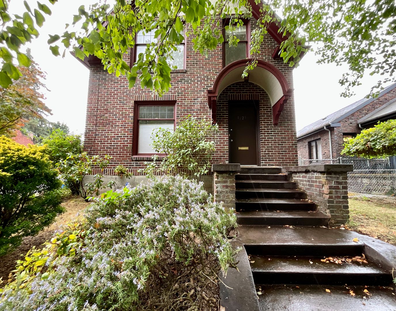 1425 32nd Ave S - Seattle - Washington - 3 bed, 2 bath rental property