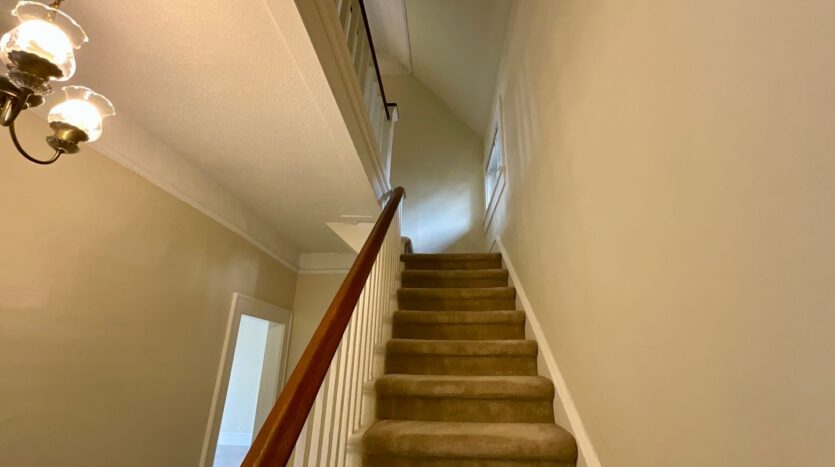 1425 32nd Ave S - Seattle - Washington - 3 bed, 2 bath rental property