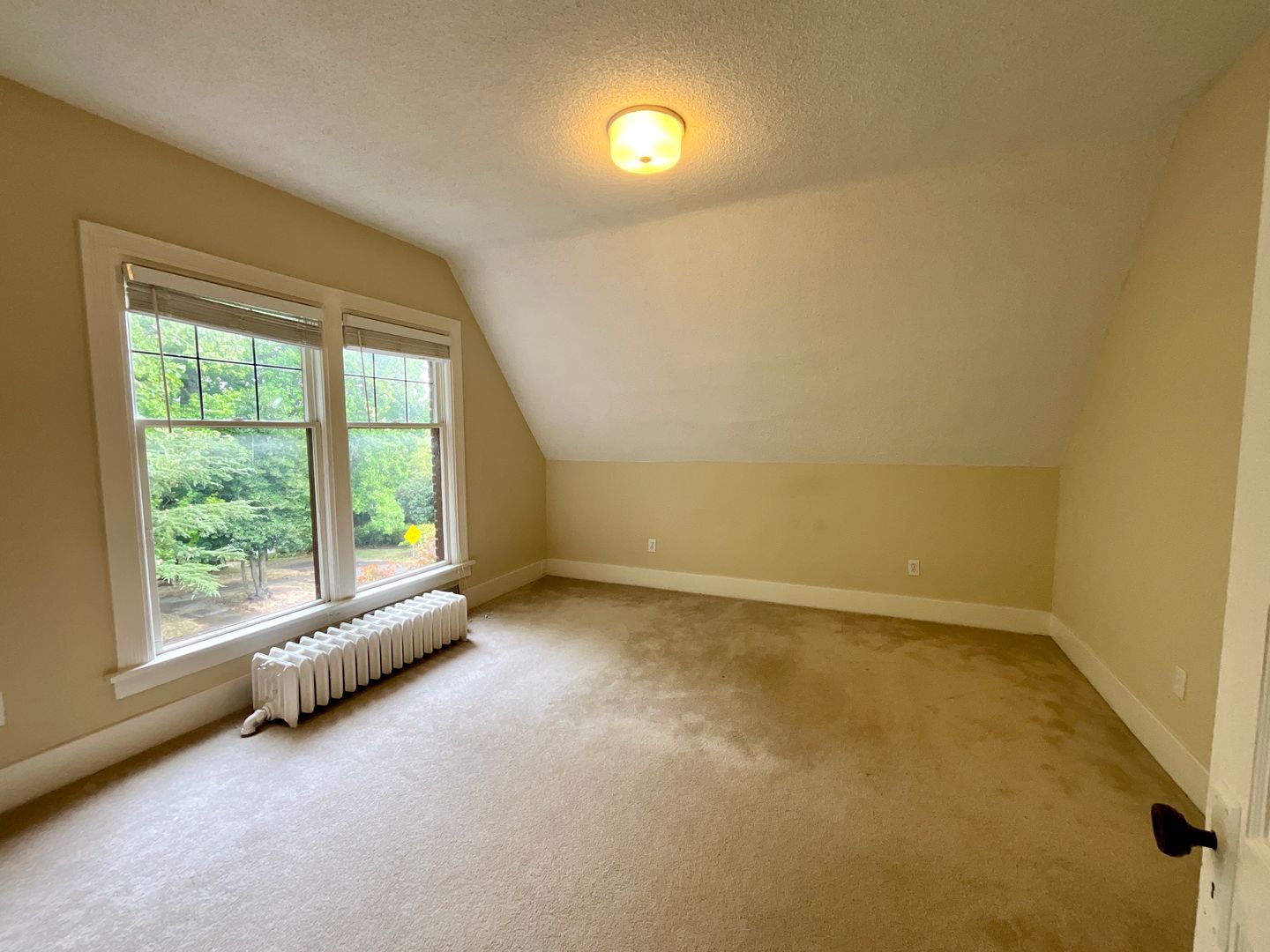 1425 32nd Ave S - Seattle - Washington - 3 bed, 2 bath rental property