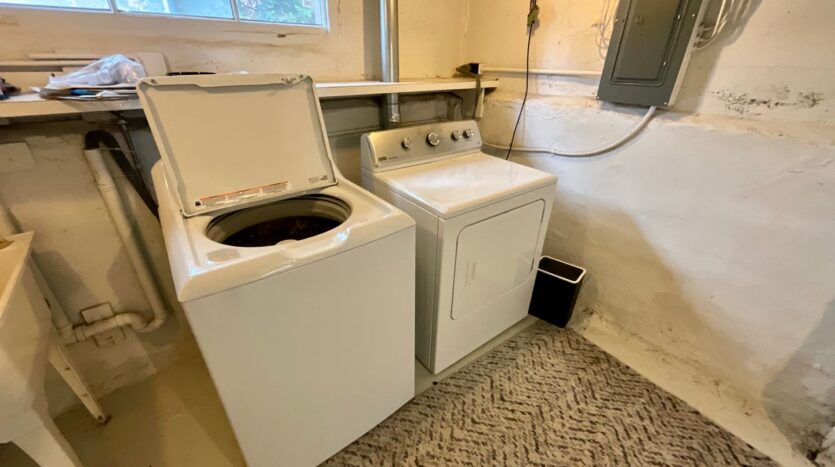 1425 32nd Ave S - Seattle - Washington - 3 bed, 2 bath rental property