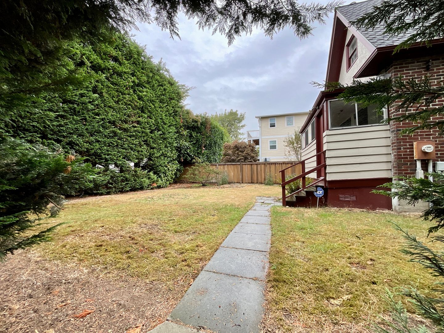 1425 32nd Ave S - Seattle - Washington - 3 bed, 2 bath rental property