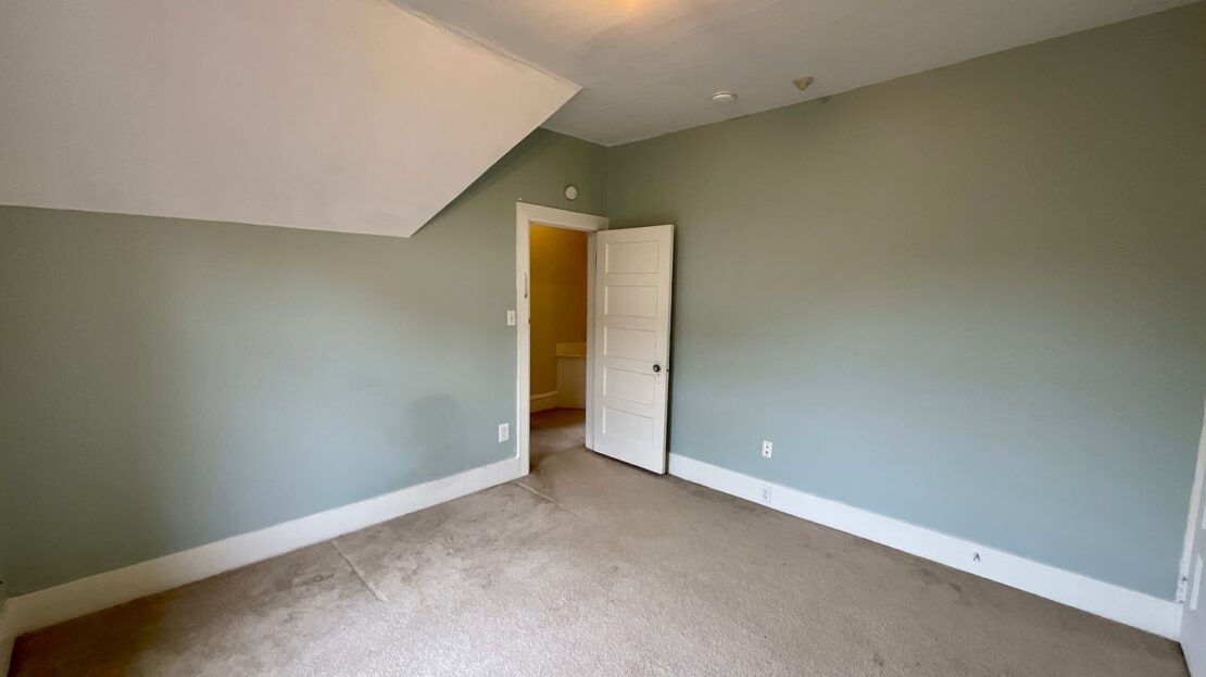 1425 32nd Ave S - Seattle - Washington - 3 bed, 2 bath rental property