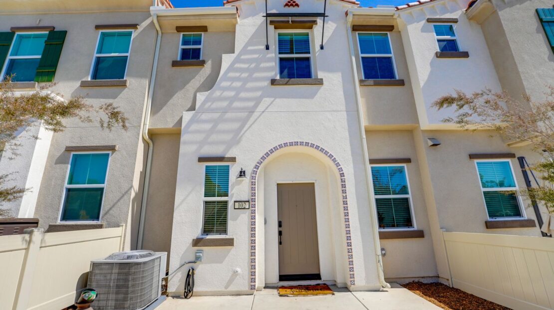 143 Avenida Chapala, Unit 102 - San Marcos - California - 3 bed, 2.5 bath rental property