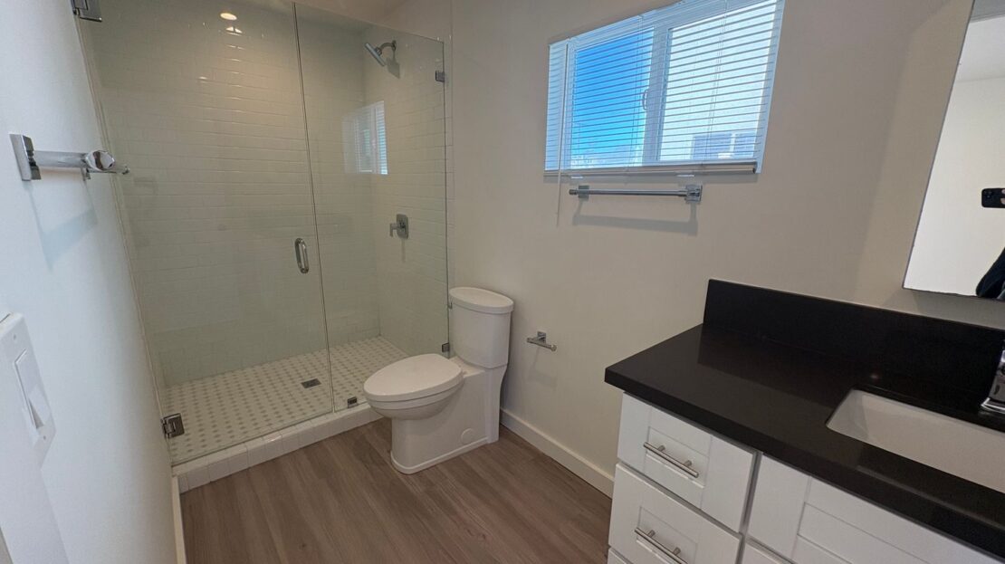 1451-1451 1/2 A & B Hornblend St - San Diego - California - 3 bed, 2 bath rental property