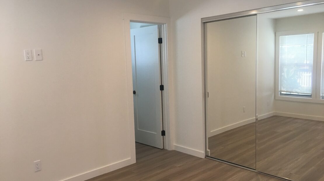 1451-1451 1/2 A & B Hornblend St - San Diego - California - 3 bed, 2 bath rental property