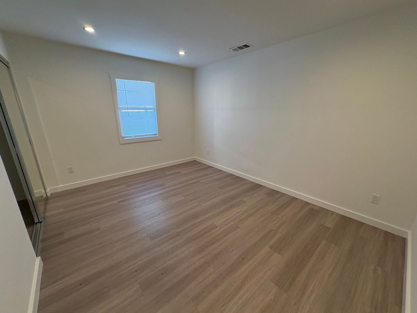 1451-1451 1/2 A & B Hornblend St - San Diego - California - 3 bed, 2 bath rental property