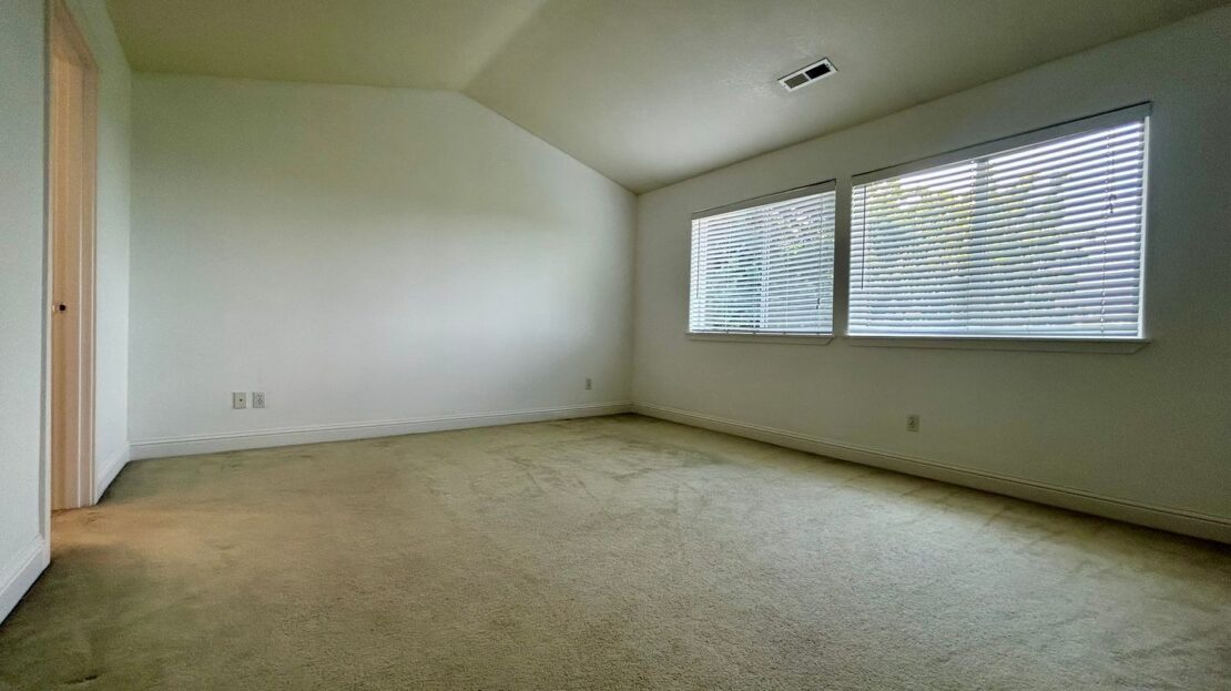 14714 NE 23rd Ave - Vancouver - Washington - 4 bed, 2.5 bath rental property