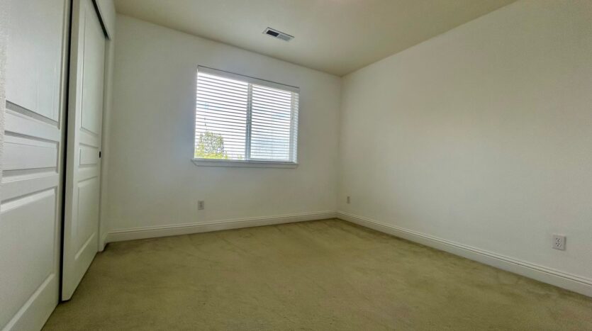 14714 NE 23rd Ave - Vancouver - Washington - 4 bed, 2.5 bath rental property