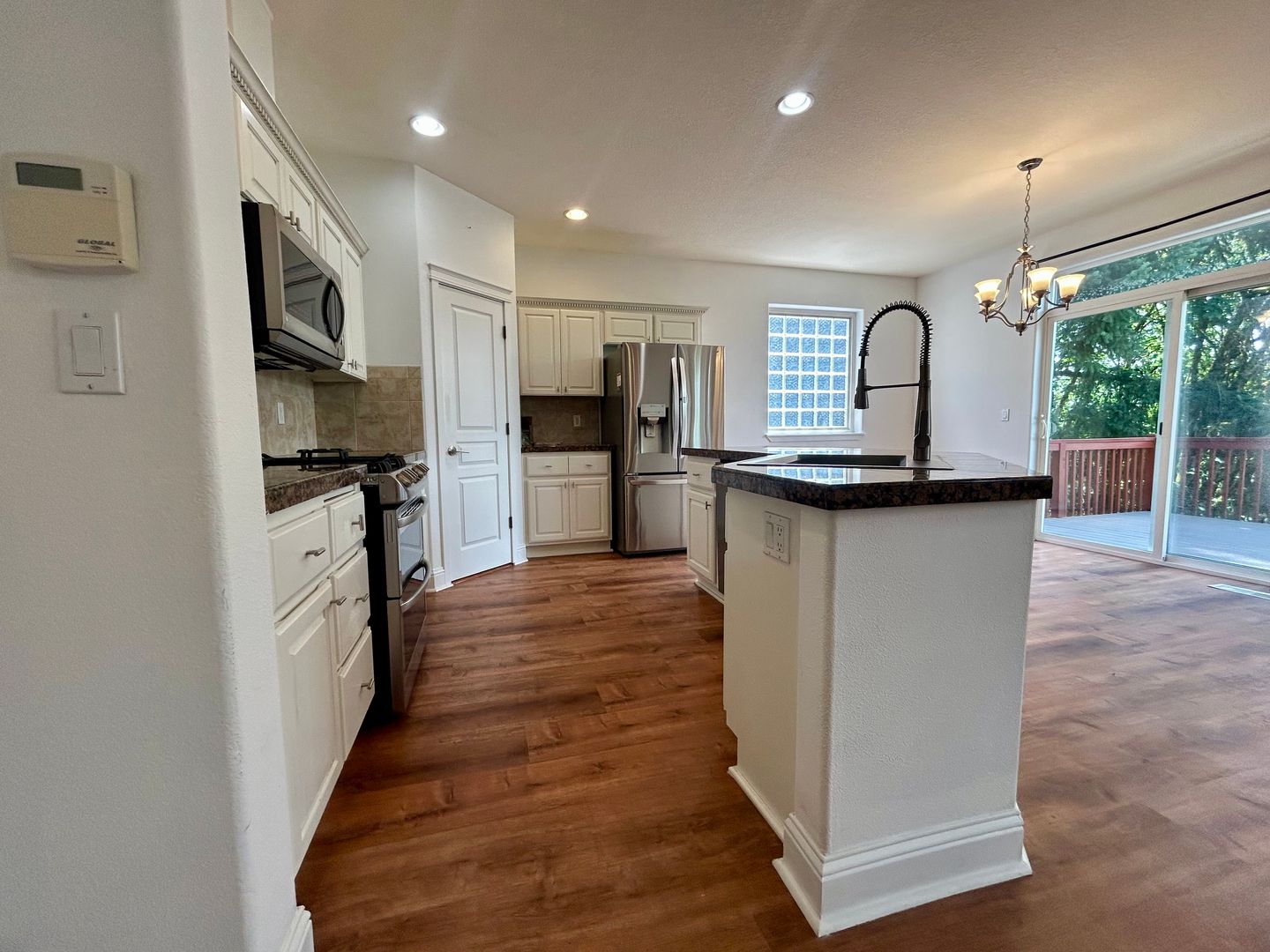 14714 NE 23rd Ave - Vancouver - Washington - 4 bed, 2.5 bath rental property