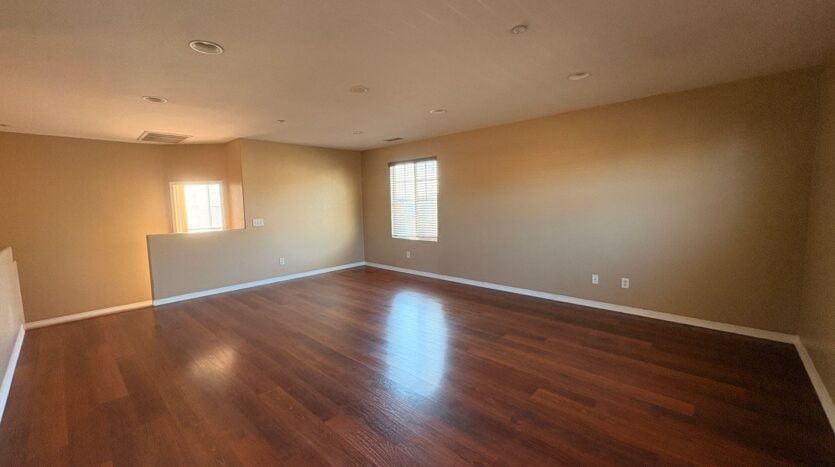 15131 Crane St - Fontana - California - 4 bed, 3 bath rental property