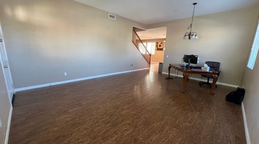 15131 Crane St - Fontana - California - 4 bed, 3 bath rental property
